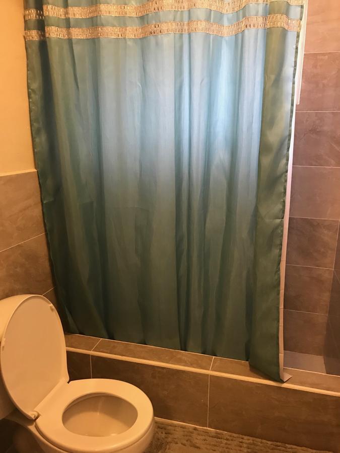 1 Bedroom / 1 Bath . Private Apt. Free Wifi, Interent & Parking Sinajana المظهر الخارجي الصورة